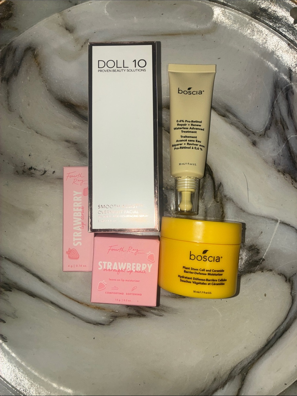 Doll 10 Smoothie Cleansing Facial + Boscia Skincare Set